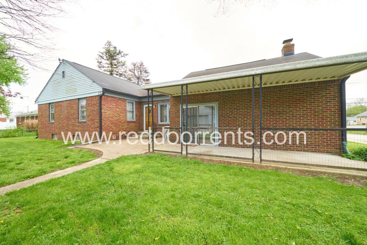 House for rent at 328 N Post Rd, Indianapolis, IN 46219