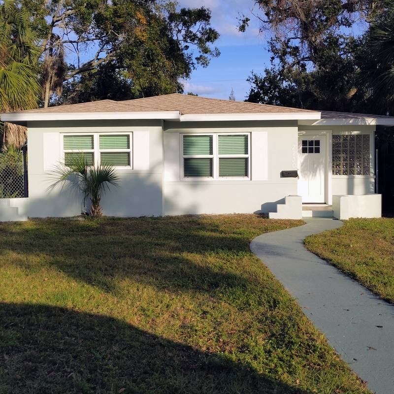 House for rent at 2230 Grove St S, Saint Petersburg, FL 33705