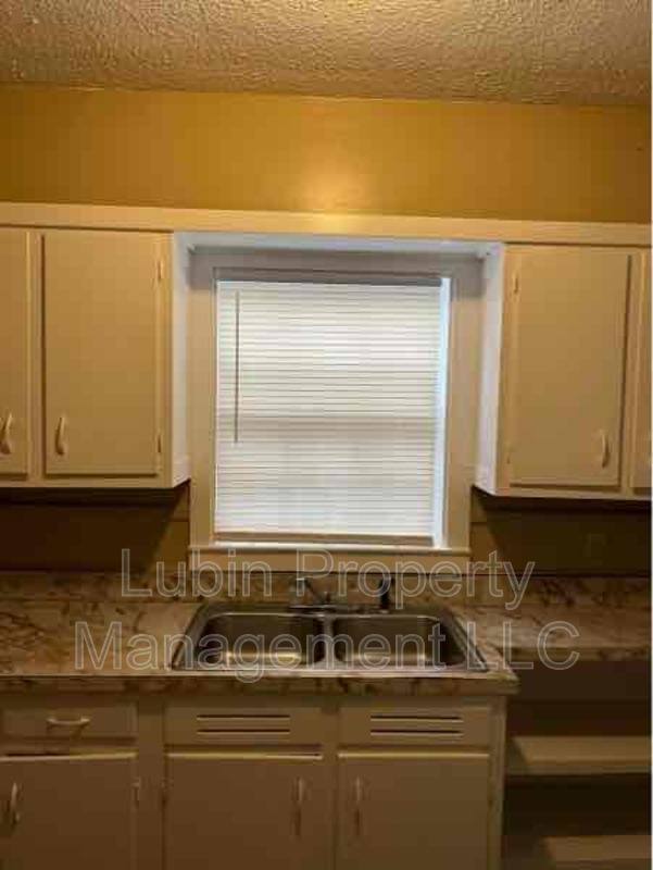 Apartment for rent at 2760 Fizer Rd, Memphis, TN 38114
