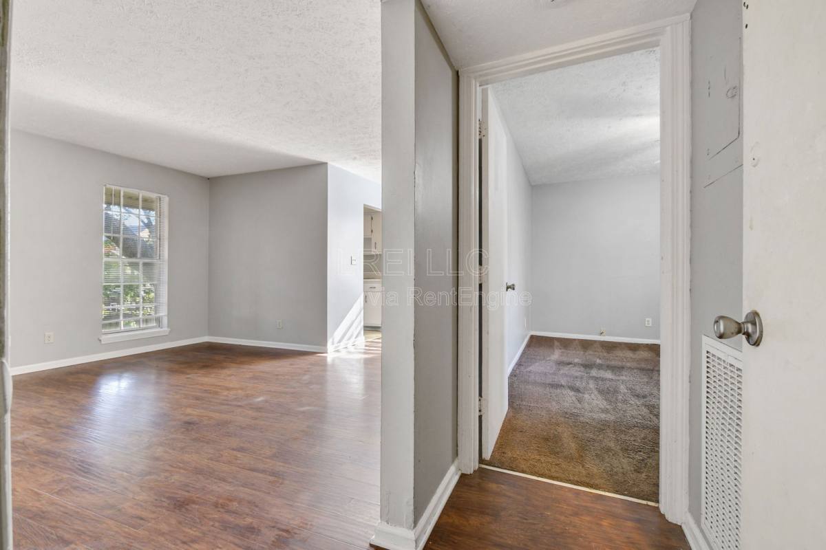 Apartment for rent at 118 W Ormsby Ave #4B, Louisville, KY 40203