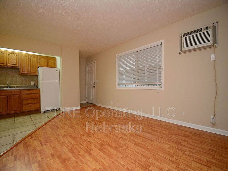 Apartment for rent at 612-616 N 46 St #6, Omaha, NE 68132