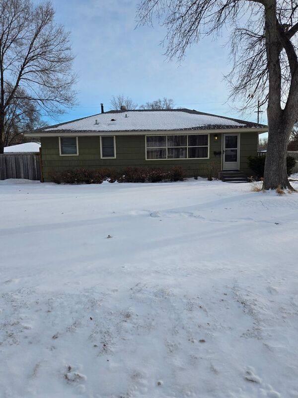 House for rent at 5800 Girard Ave N, Minneapolis, MN 55430