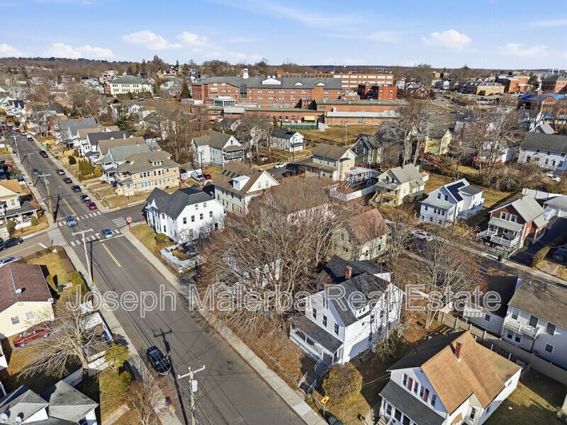 Apartment for rent at 159 Connecticut Ave - 2nd Floor, Newington, CT 06111