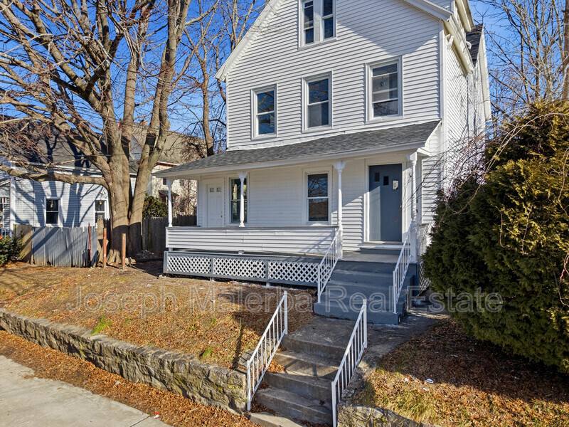 Apartment for rent at 159 Connecticut Ave - 2nd Floor, Newington, CT 06111
