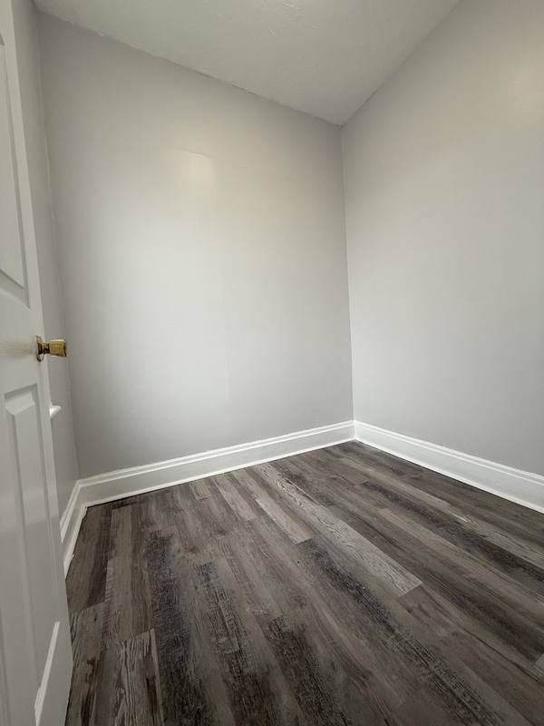 Apartment for rent at 11 Osborne St #2, Albany, NY 12202