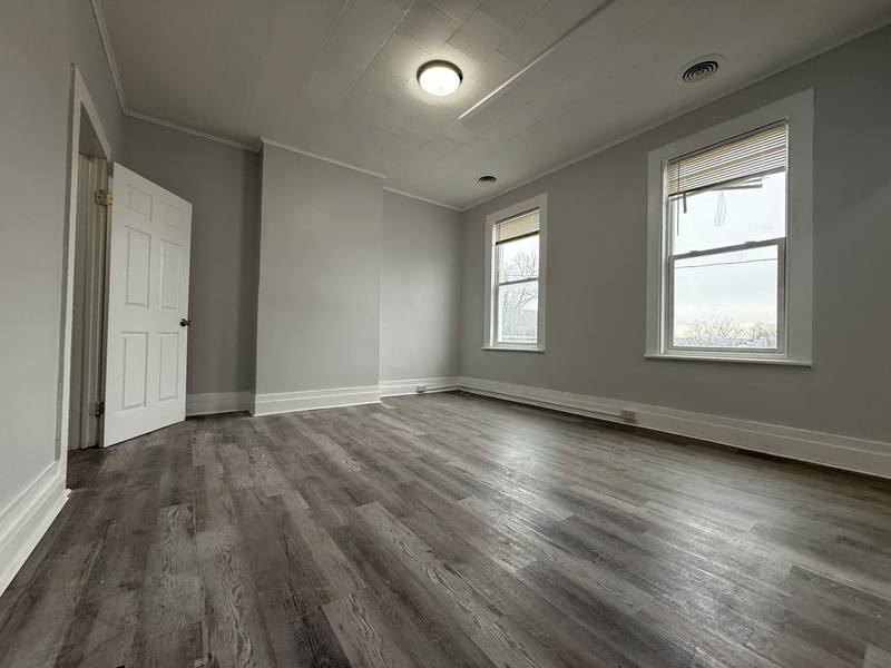 Apartment for rent at 11 Osborne St #2, Albany, NY 12202