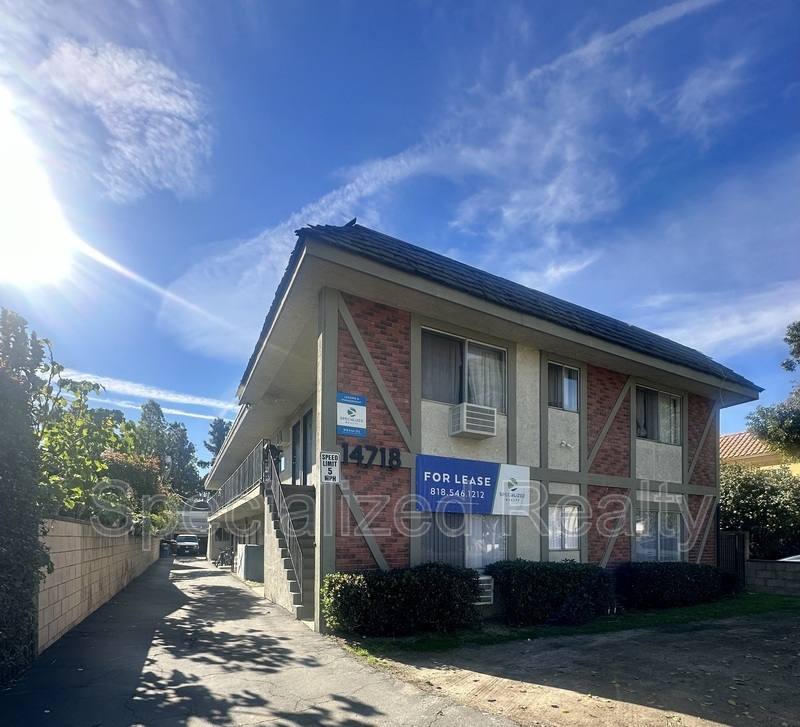 Apartment for rent at 14718 Sylvan St #202, Valley Village, CA 91607
