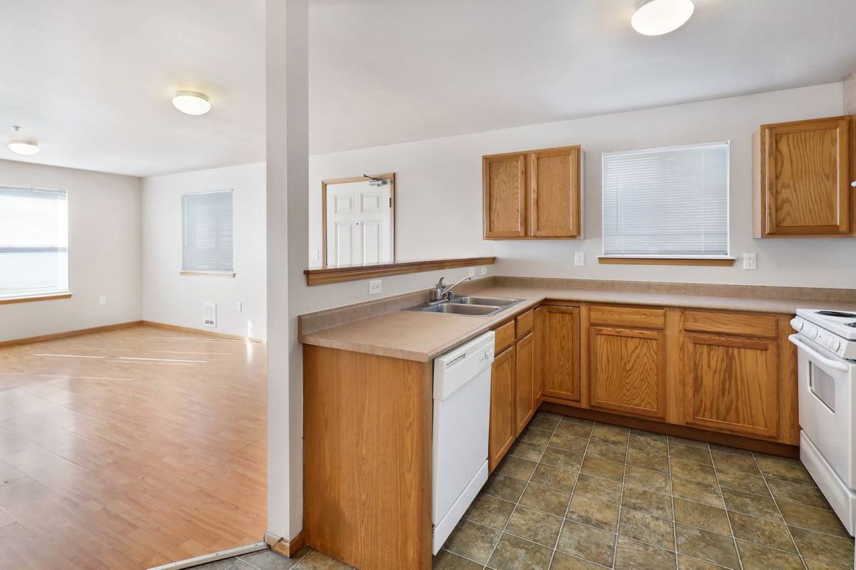 Apartment for rent at 230-250 32nd St, Bellingham, WA 98225
