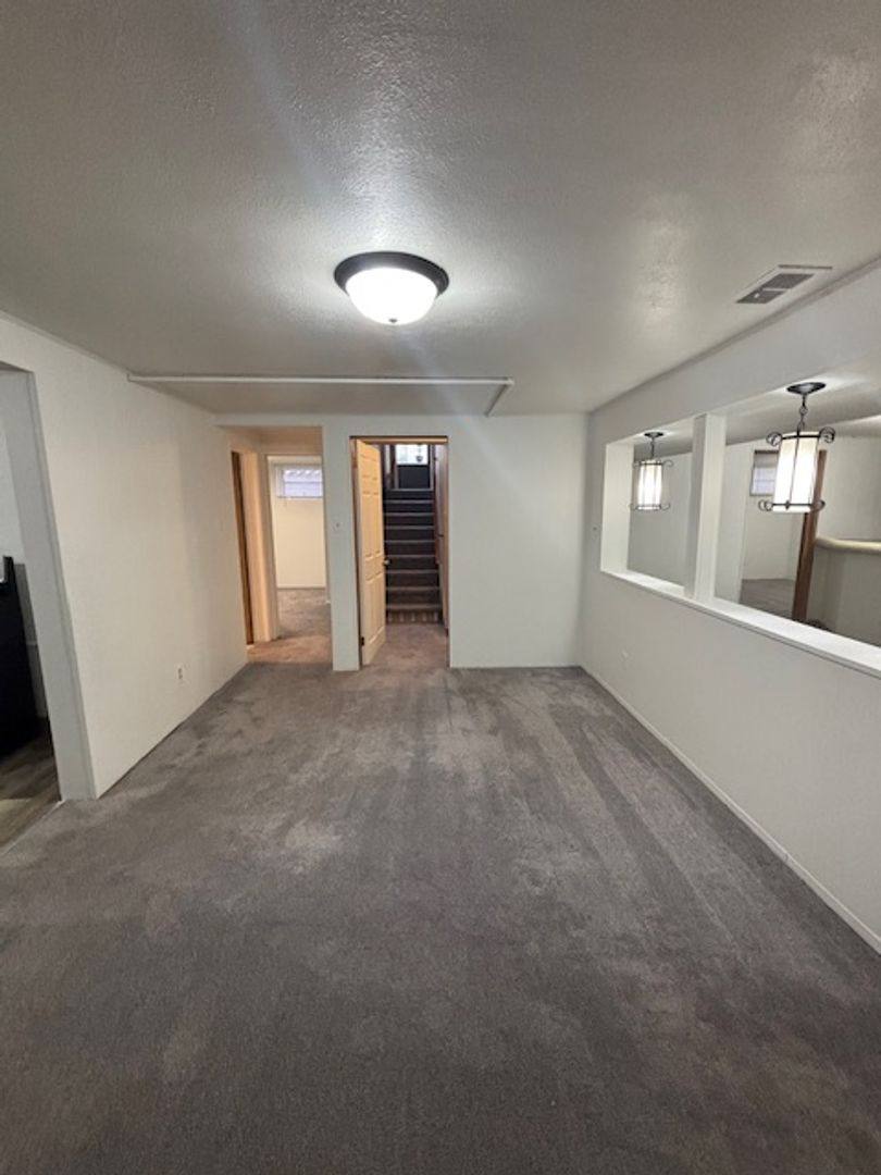Apartment for rent at 419 W 5th Ave, Cheyenne, WY 82001