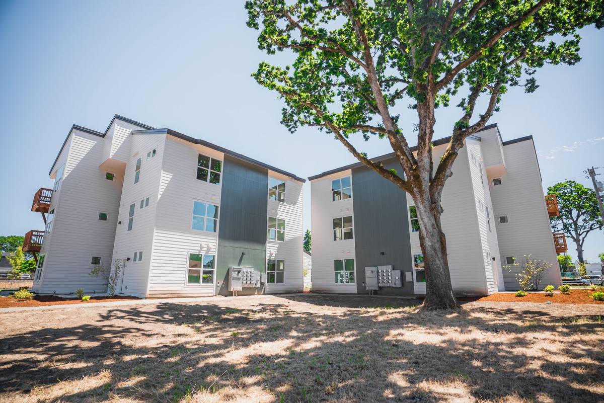 Apartment for rent at 1345 SE Waller St, Salem, OR 97302