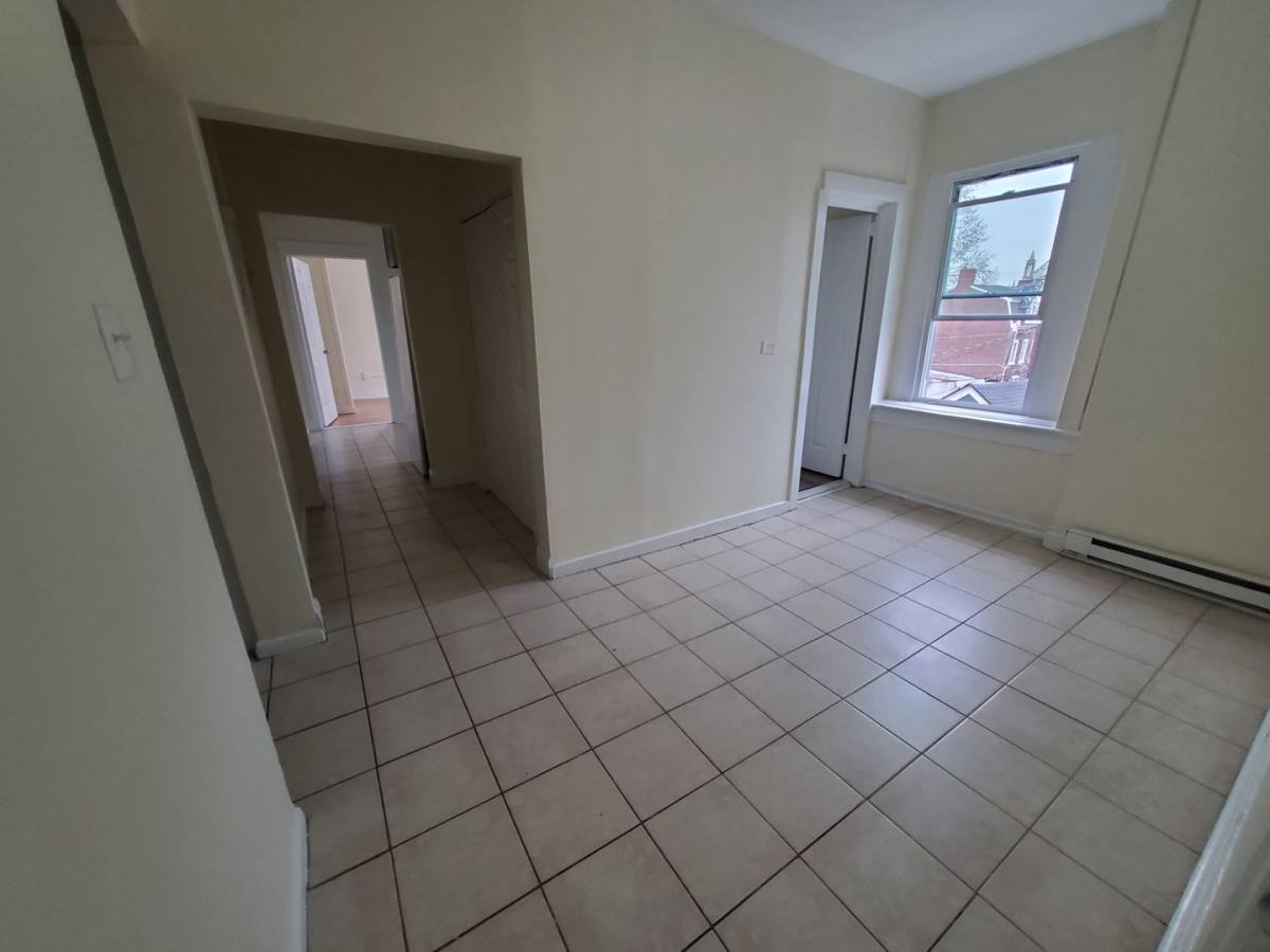 Apartment for rent at 621 W Turner St, Allentown, PA 18102
