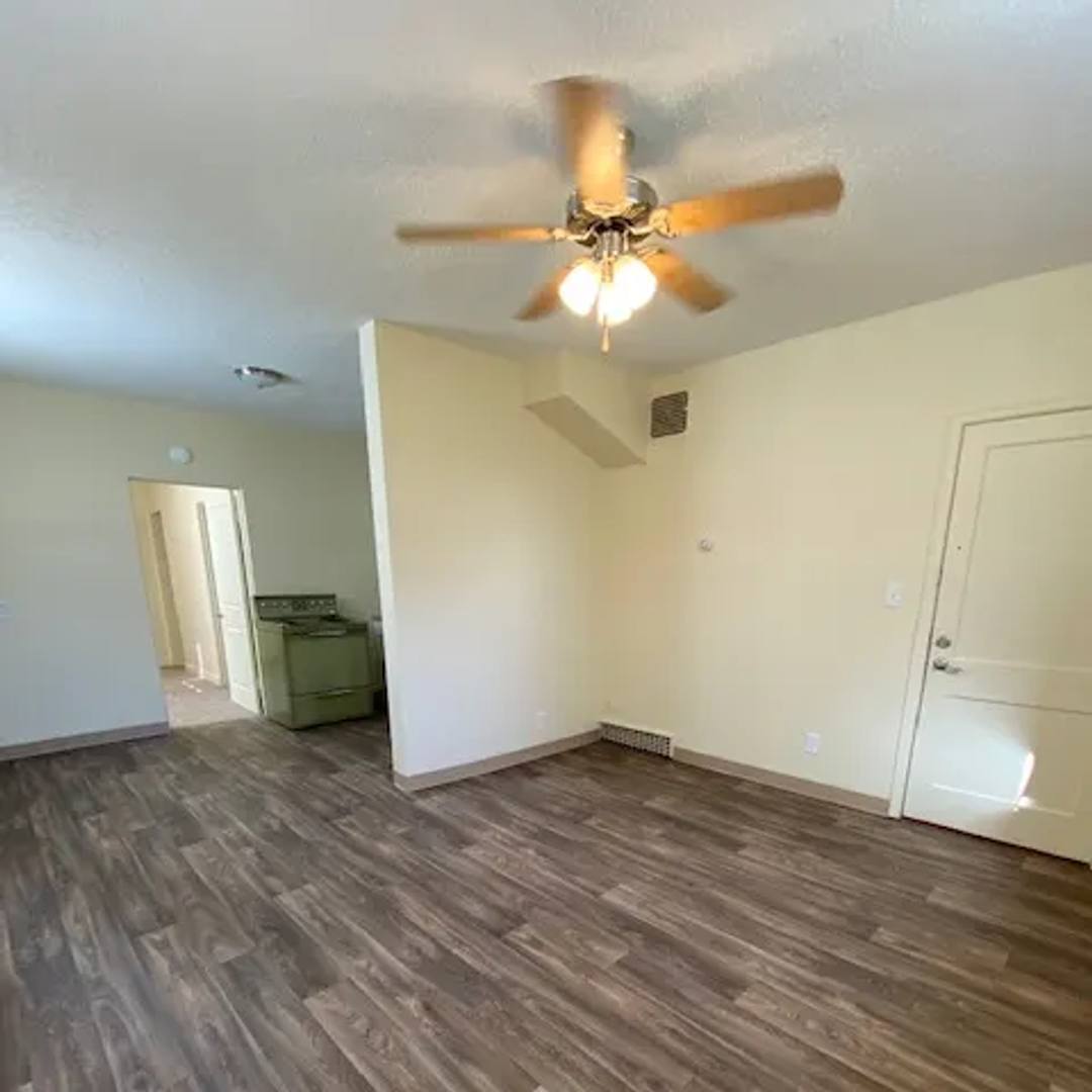 Apartment for rent at 879 Liberty St NE, Salem, OR 97301