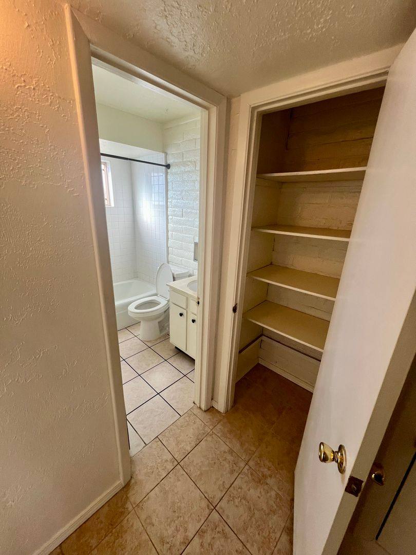 Apartment for rent at 8620 Northeastern Blvd NE, Albuquerque, NM 87112