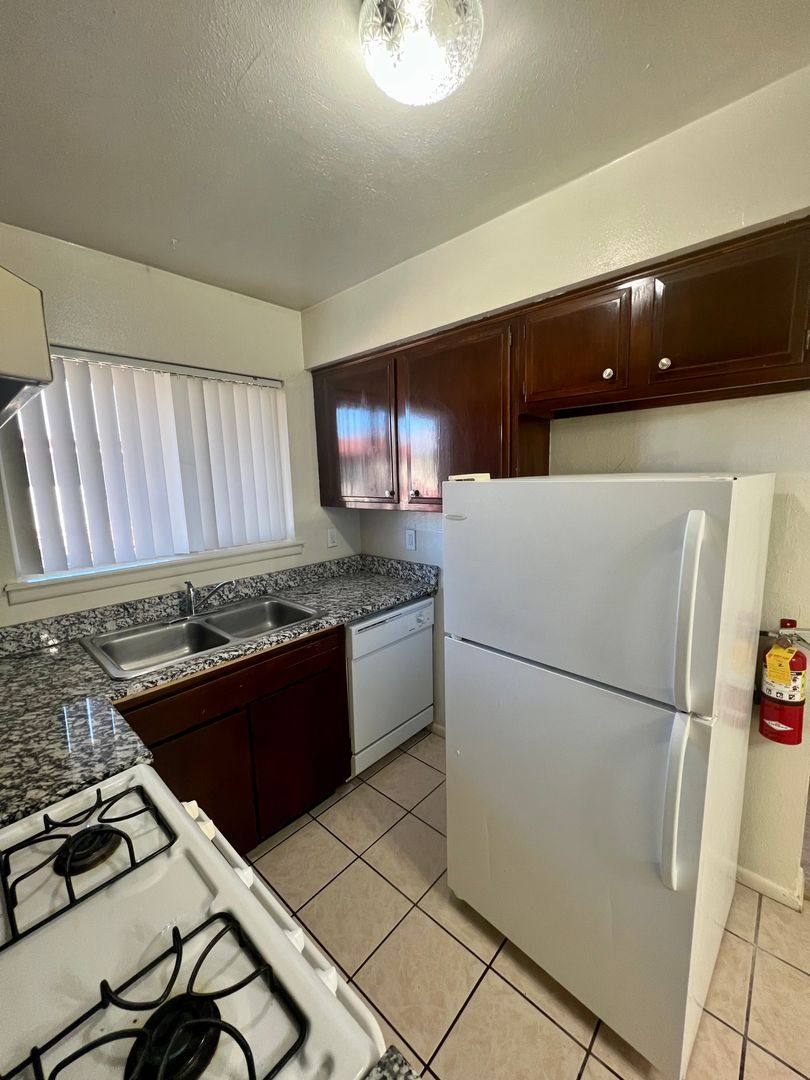 Apartment for rent at 8620 Northeastern Blvd NE, Albuquerque, NM 87112