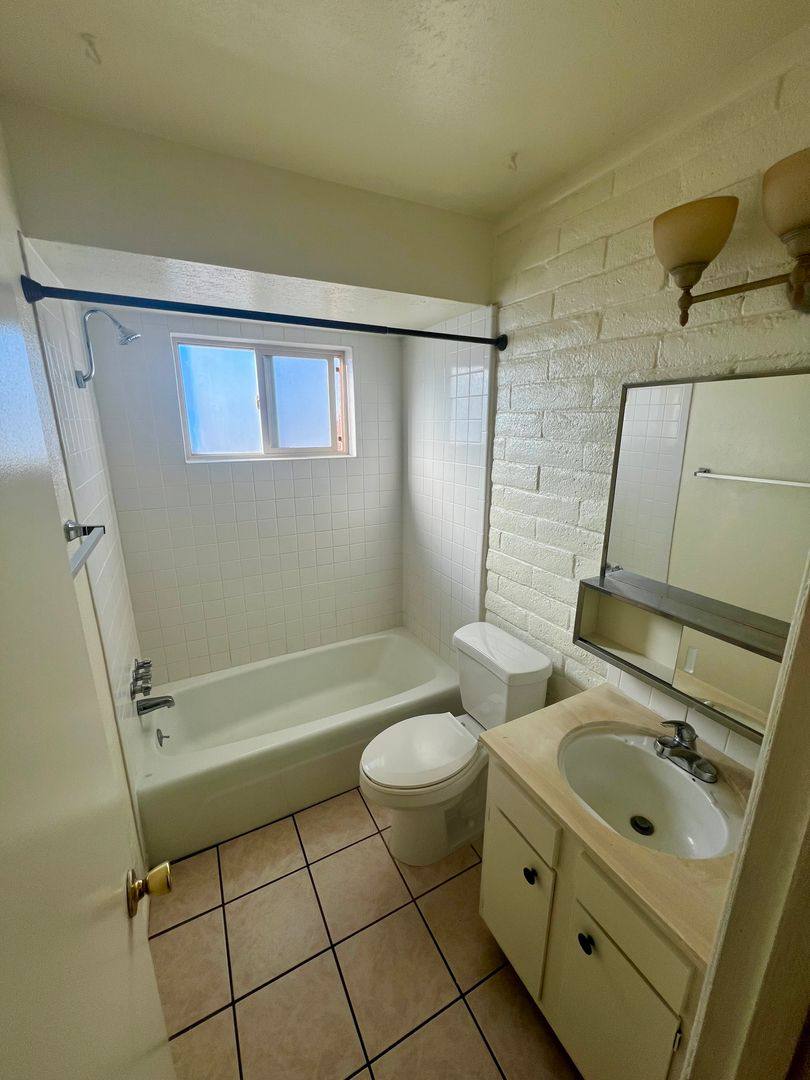 Apartment for rent at 8620 Northeastern Blvd NE, Albuquerque, NM 87112