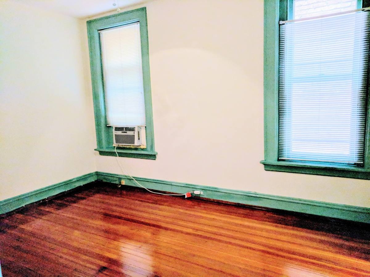Apartment for rent at 2708 Hanover Ave, Richmond, VA 23220