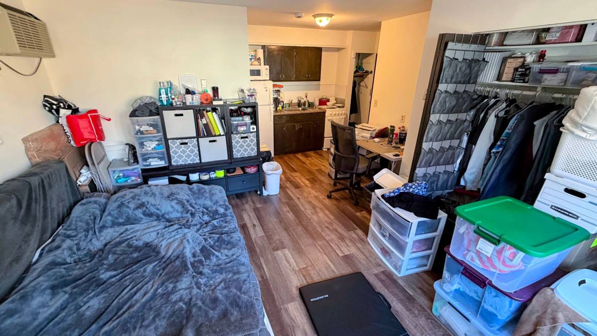 Apartment for rent at 615 Ontario St SE, Minneapolis, MN 55414