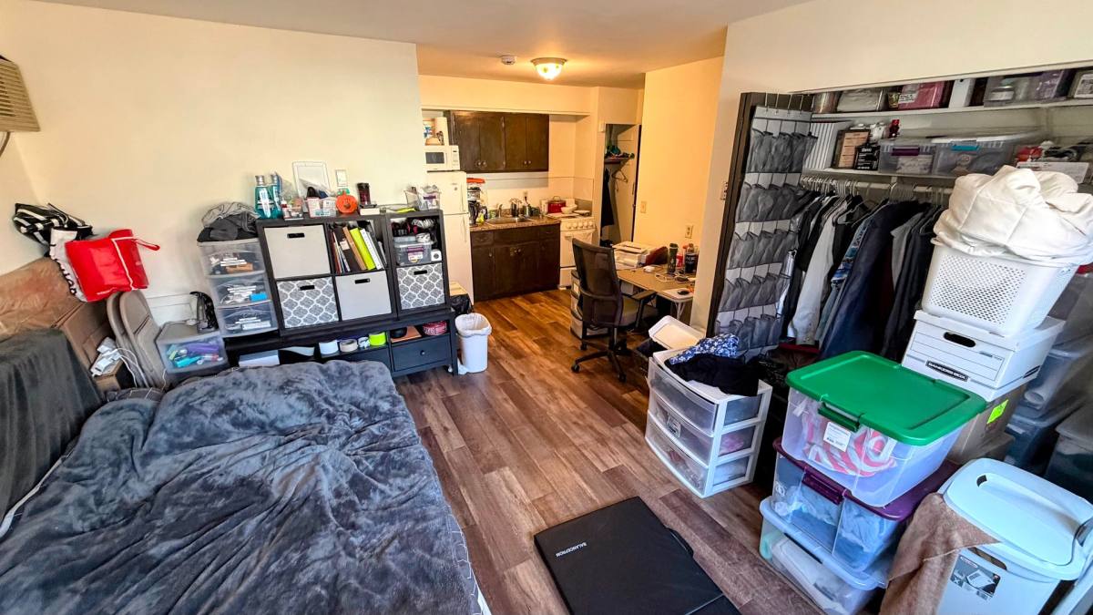 Apartment for rent at 615 Ontario St SE, Minneapolis, MN 55414
