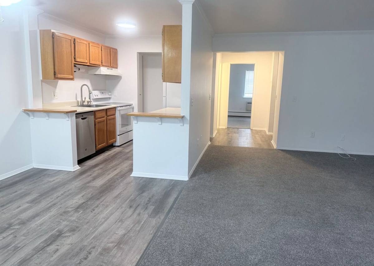 Apartment for rent at 214 Woodhills Dr, Goshen, NY 10924