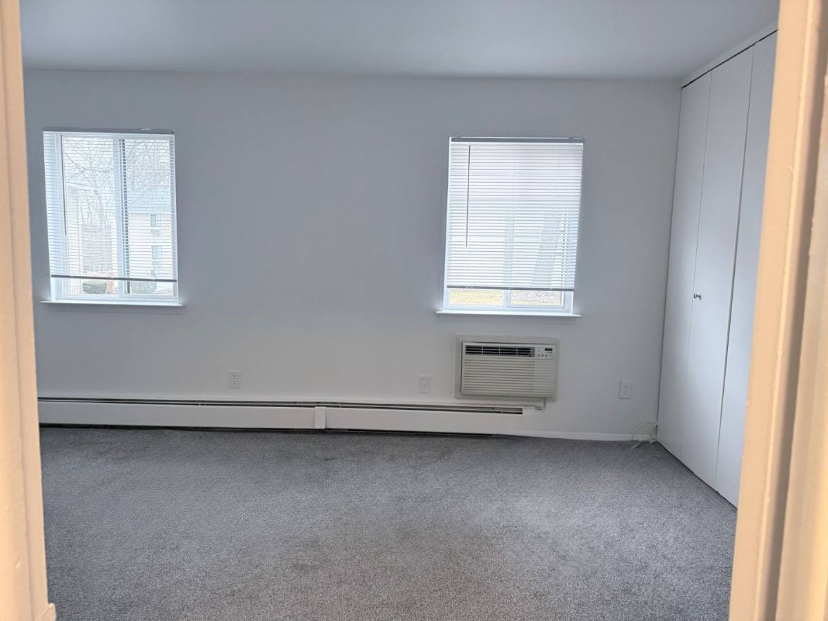 Apartment for rent at 214 Woodhills Dr, Goshen, NY 10924