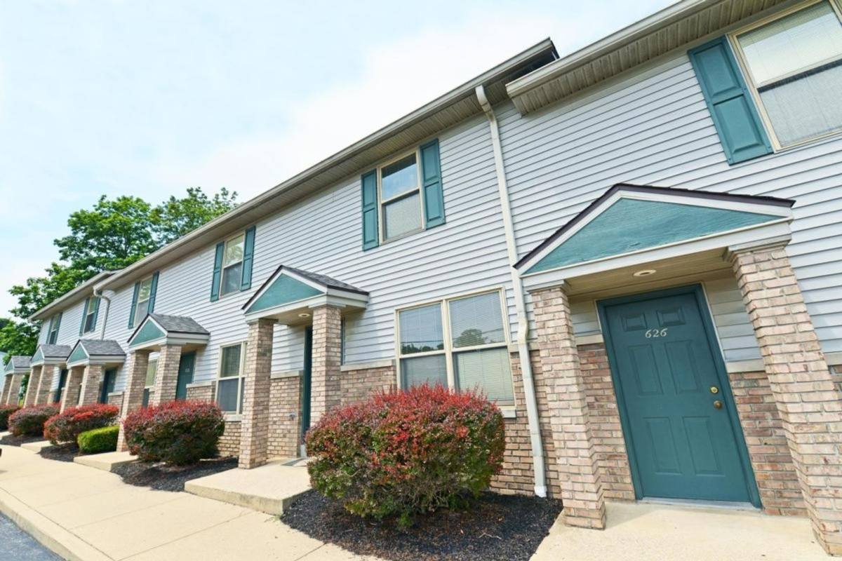 Townhouse for rent at 630 W 17th St, Bloomington, IN 47404