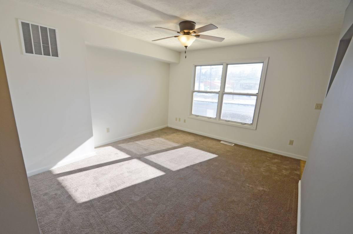 Townhouse for rent at 630 W 17th St, Bloomington, IN 47404