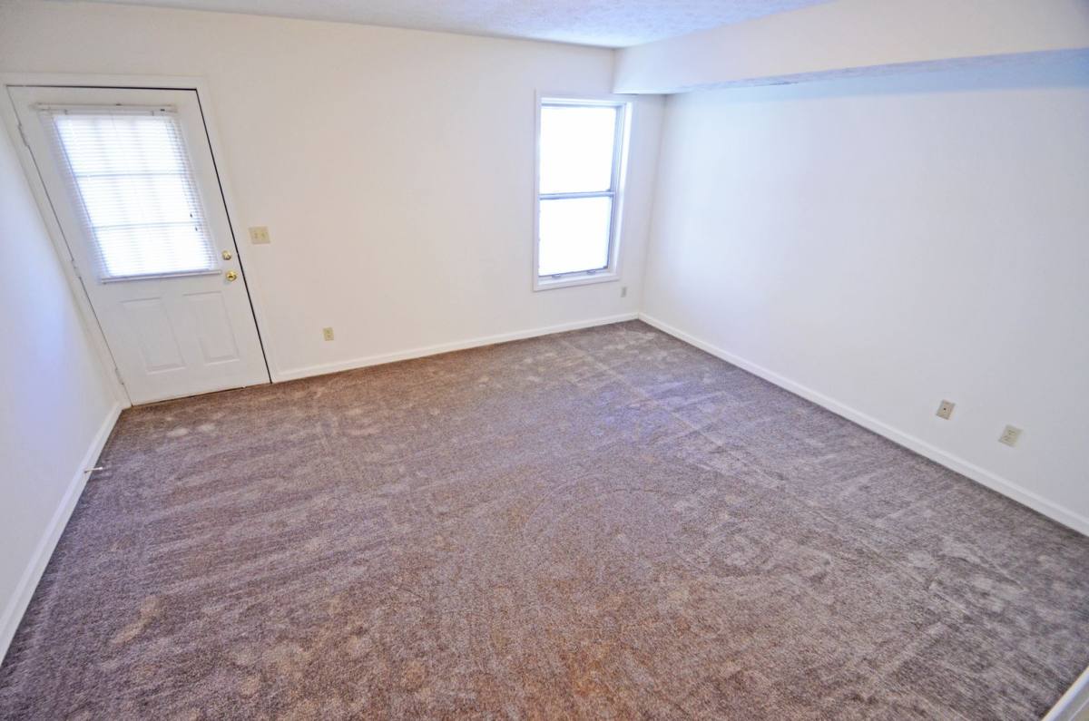 Townhouse for rent at 630 W 17th St, Bloomington, IN 47404
