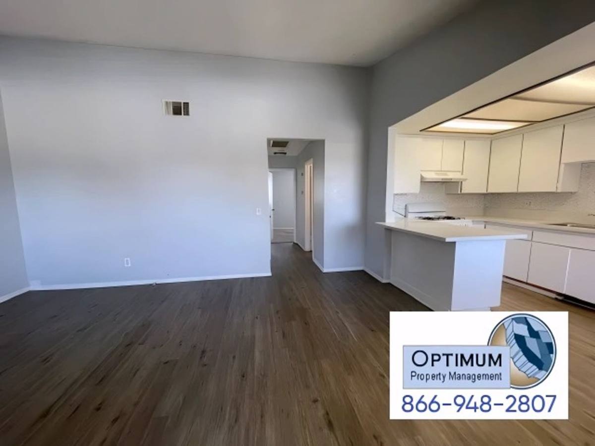 Apartment for rent at 1410 Morro Way, Lake Elsinore, CA 92530