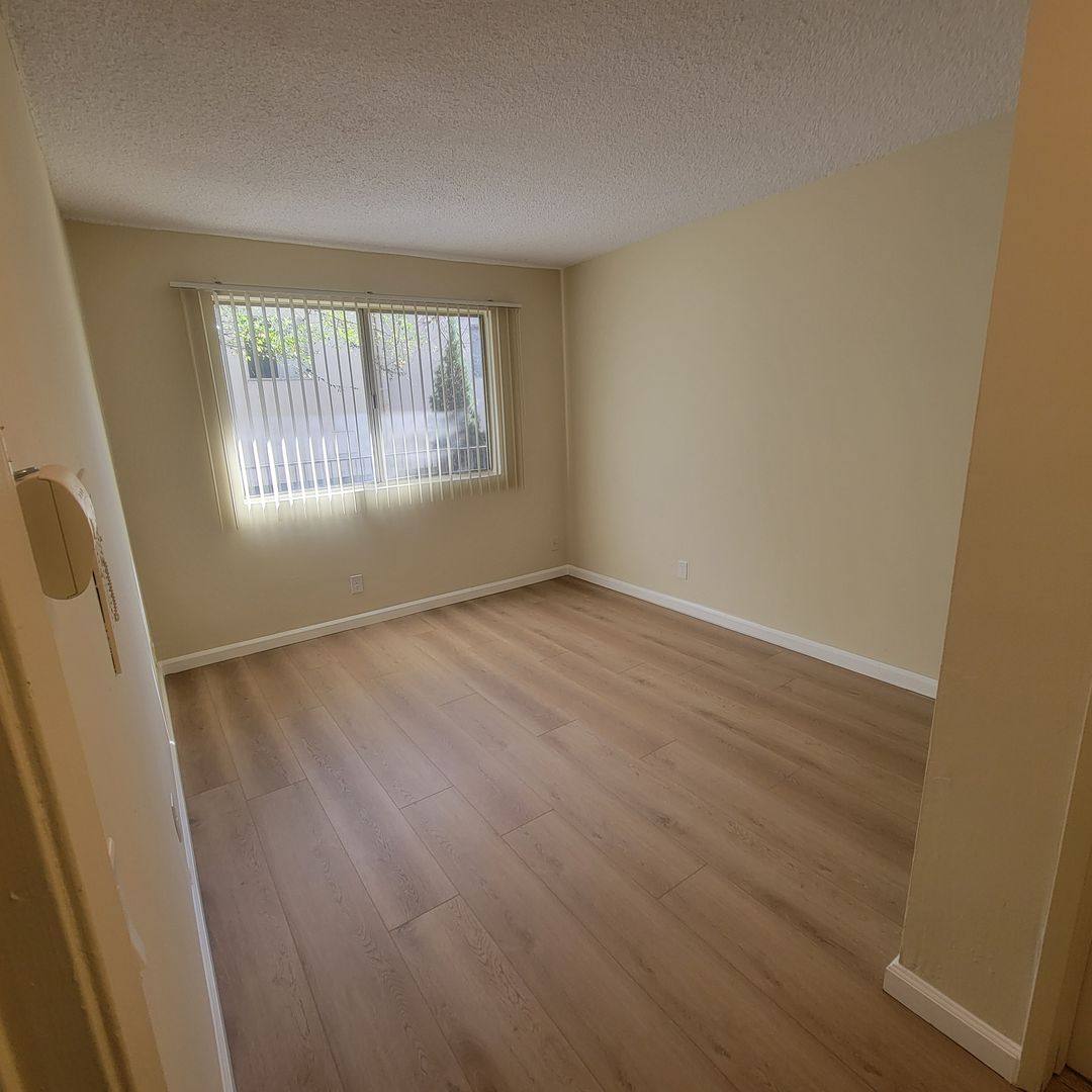 Apartment for rent at 18429 Prairie St, Northridge, CA 91325