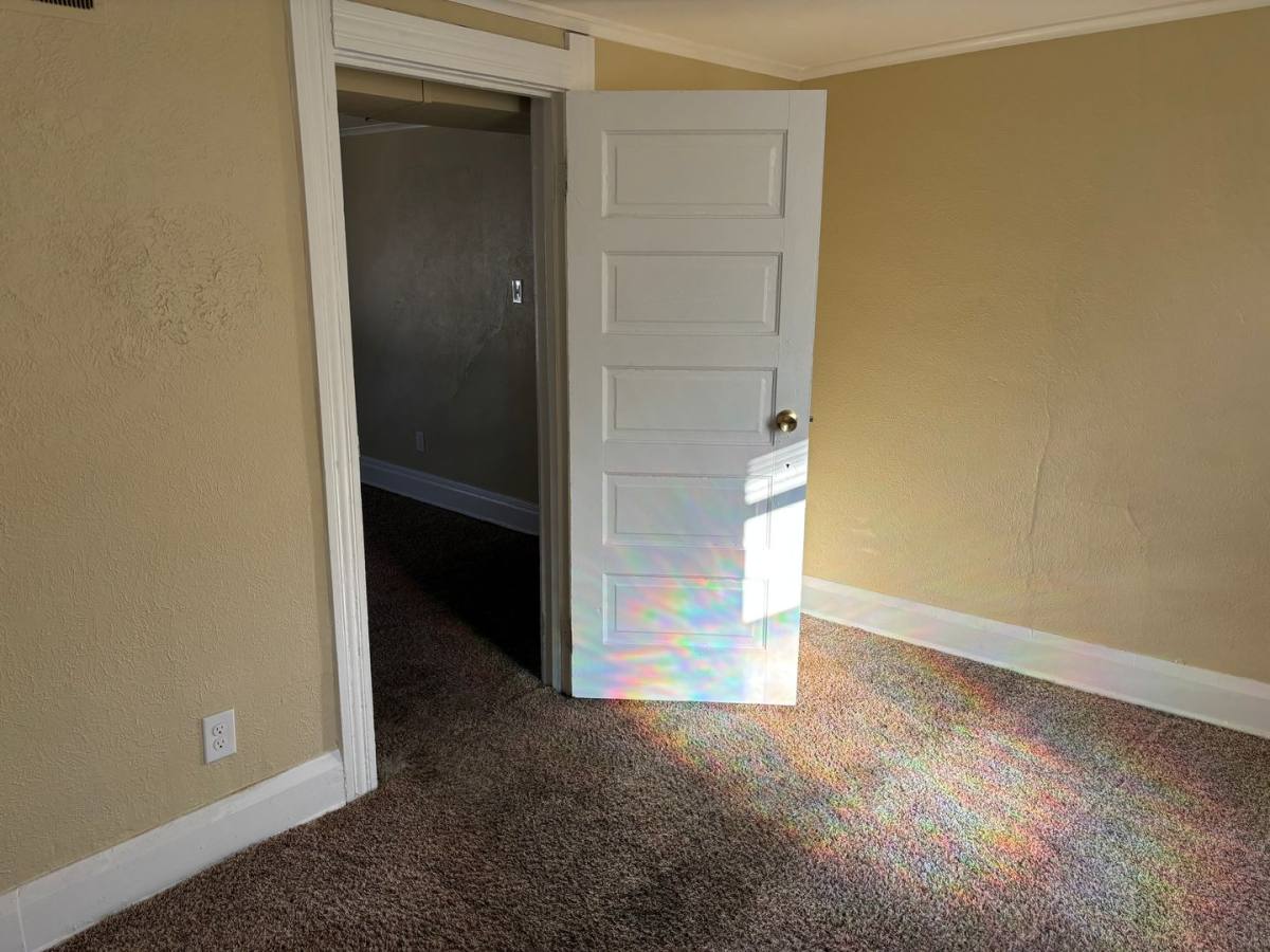 Apartment for rent at 3010 Warsaw St, Toledo, OH 43608