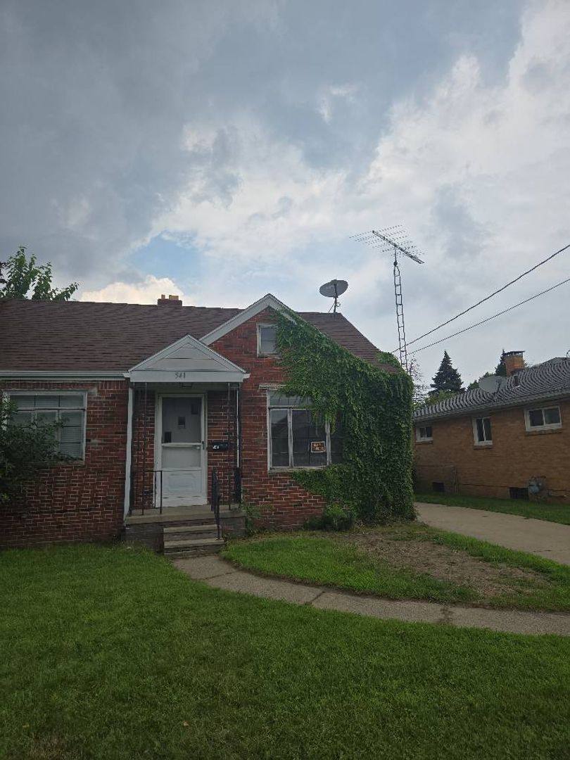 House for rent at 541 Mettler St, Toledo, OH 43608
