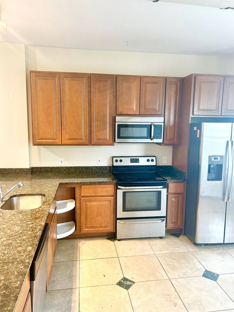 Apartment for rent at 841 & 847 Whitelock St, Baltimore, MD 21217