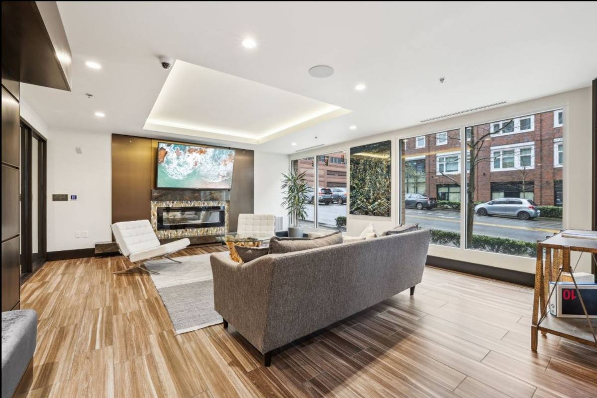 Lexington, 1050 James St, Seattle, WA 98104 - Apartment for Rent - Image 9