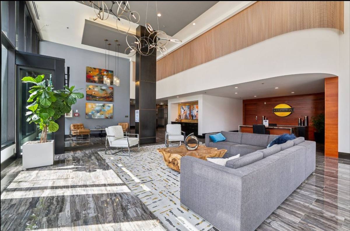 Lexington, 1050 James St, Seattle, WA 98104 - Apartment for Rent - Image 4
