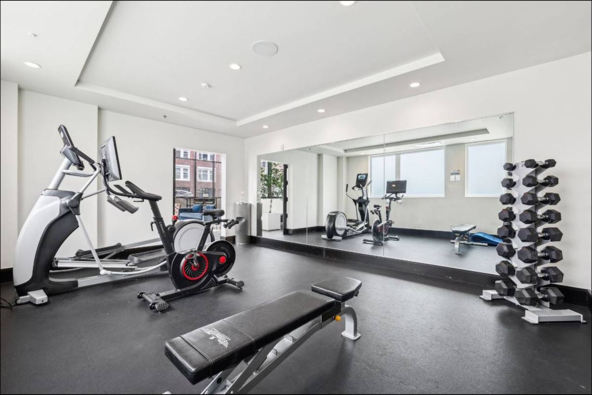 Lexington, 1050 James St, Seattle, WA 98104 - Apartment for Rent - Image 3