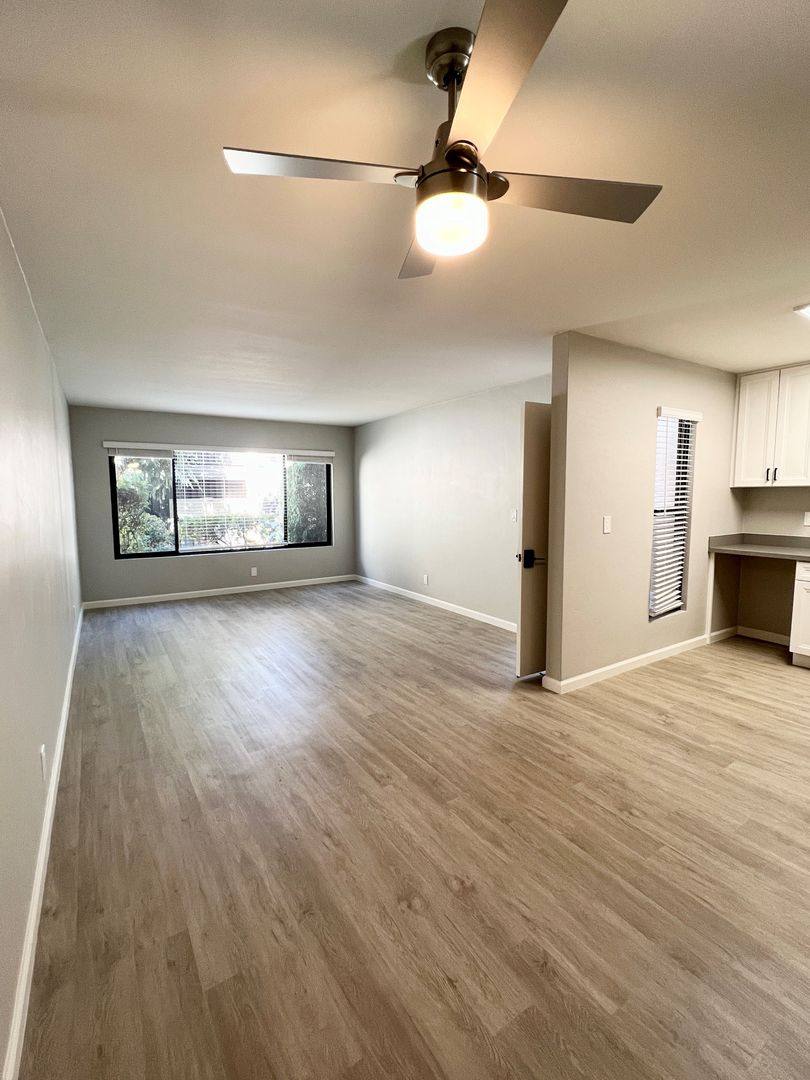 Apartment for rent at 1727 Chalcedony St, San Diego, CA 92109