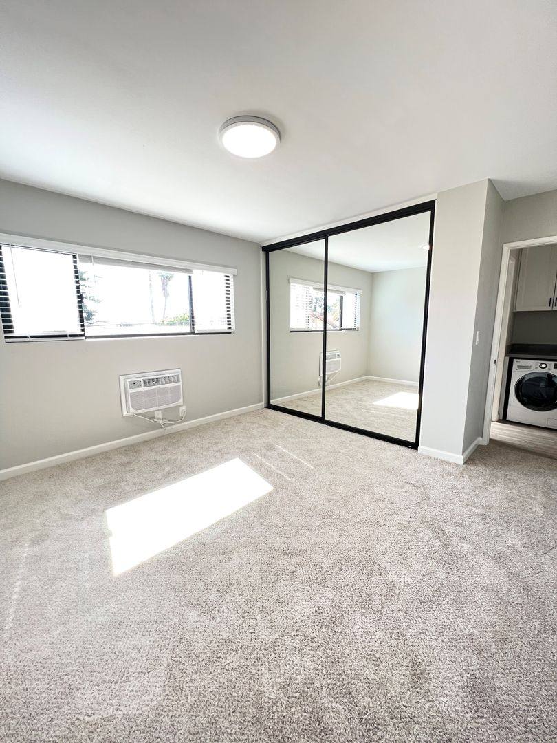 Apartment for rent at 1727 Chalcedony St, San Diego, CA 92109
