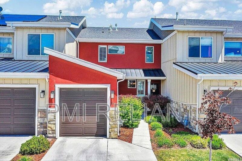 Townhouse for rent at 2316 S Long Dr, Saratoga Springs, UT 84045