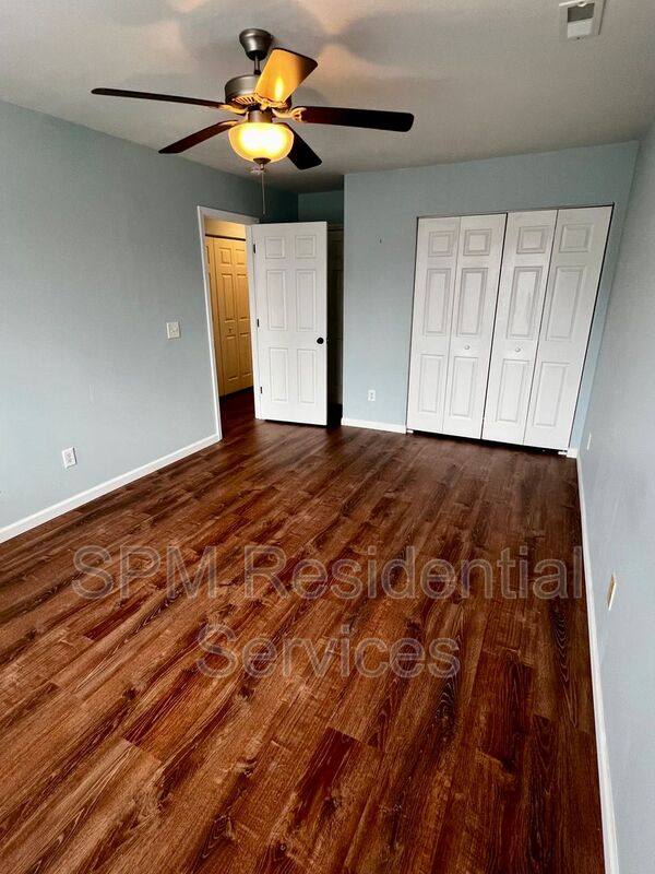 House for rent at 5061 Peachtree Ave, Wilmington, NC 28403