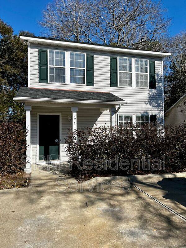 House for rent at 5061 Peachtree Ave, Wilmington, NC 28403