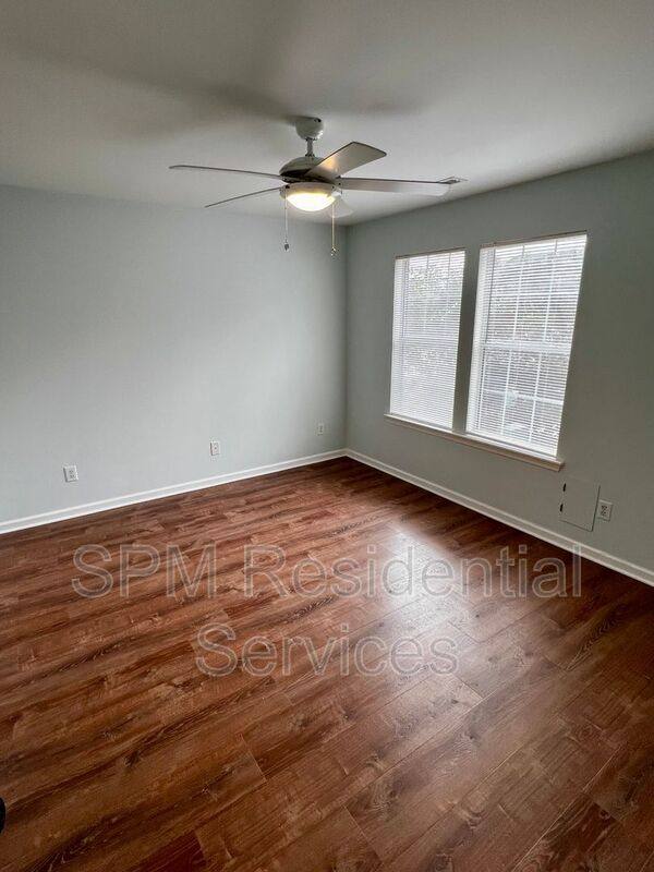 House for rent at 5061 Peachtree Ave, Wilmington, NC 28403