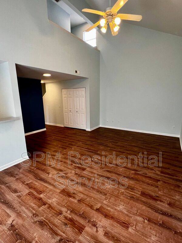 House for rent at 5061 Peachtree Ave, Wilmington, NC 28403