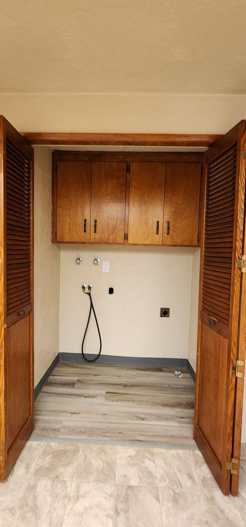 Townhouse for rent at 313 Wheeler St, Lebanon, OR 97355