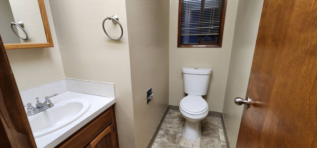 Townhouse for rent at 313 Wheeler St, Lebanon, OR 97355