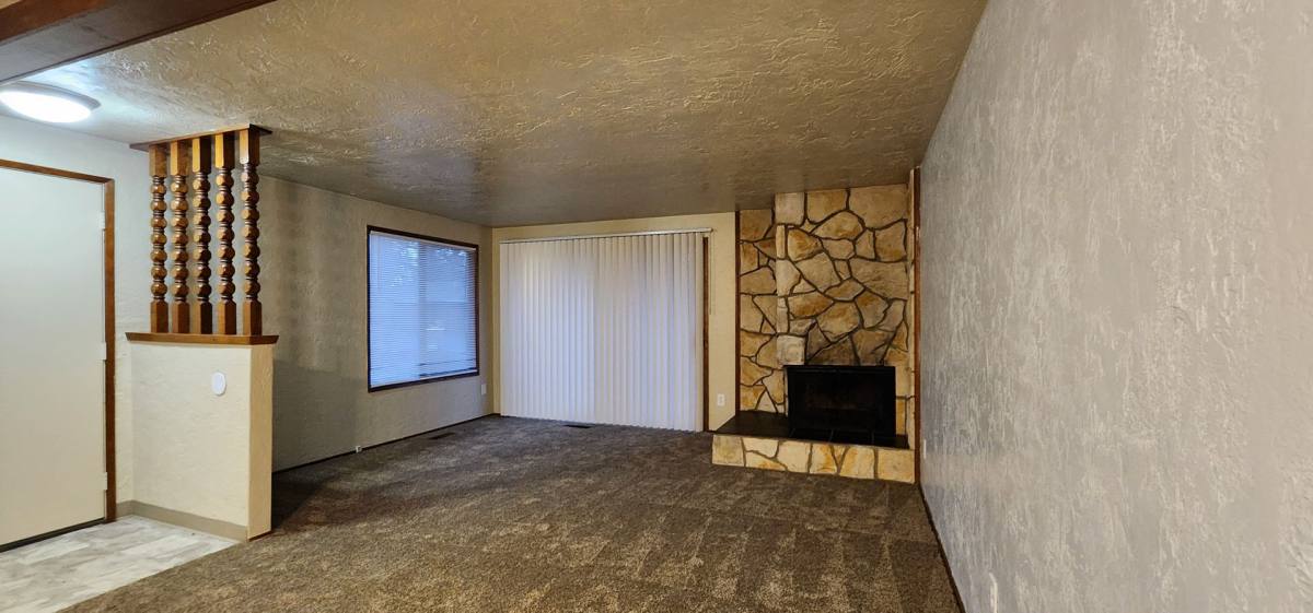 Townhouse for rent at 313-495 Wheeler St, Lebanon, OR 97355