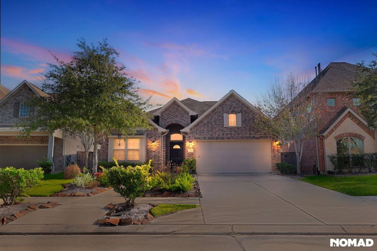 House for rent at 2010 Silver Moon Dr, Missouri City, TX 77459