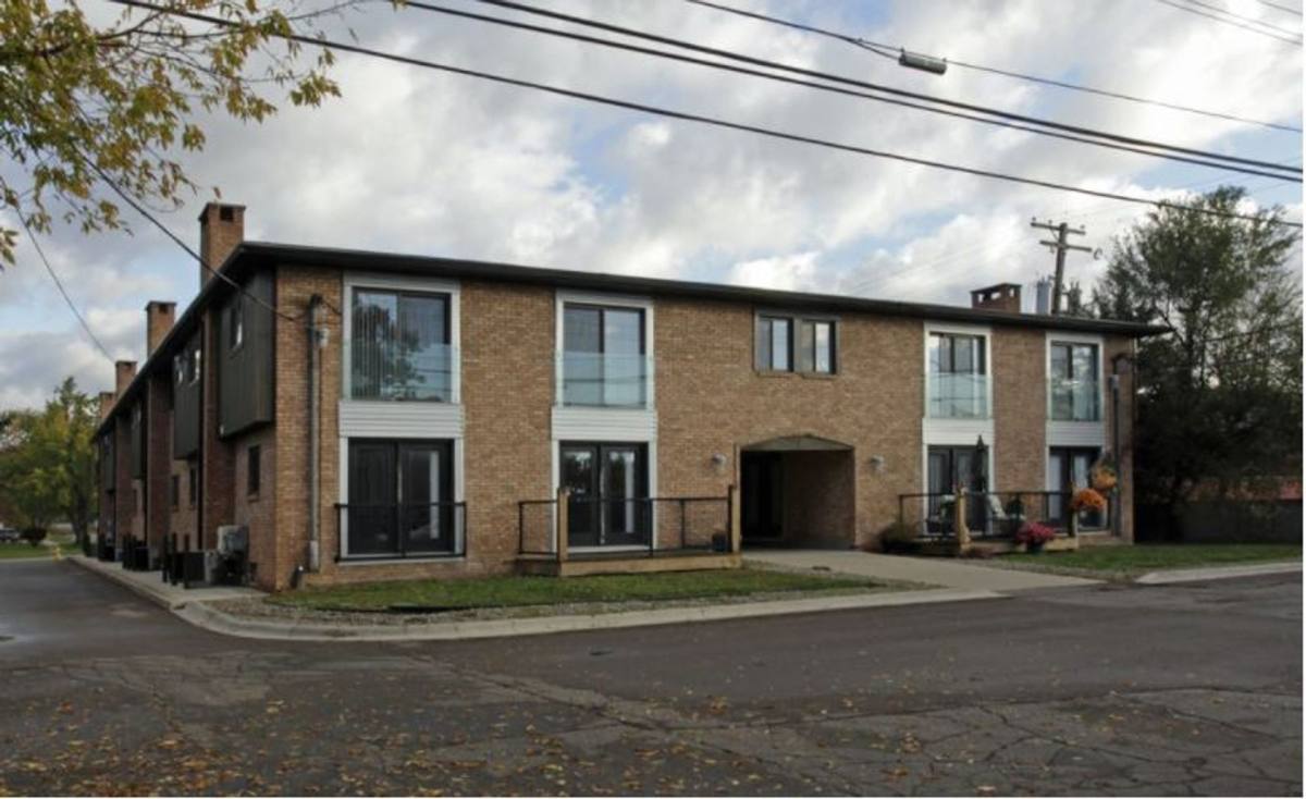 Apartment for rent at 2575 Catalpa Dr, Berkley, MI 48072