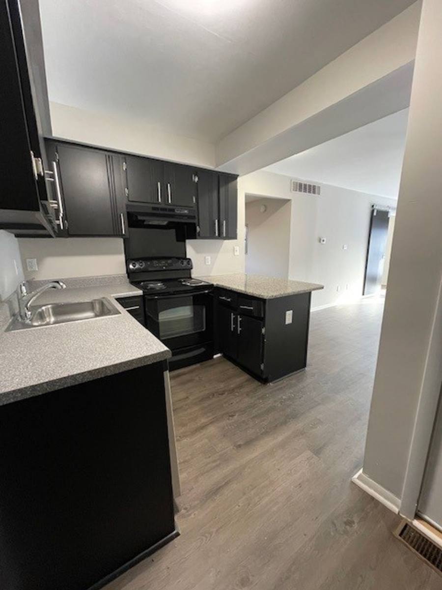 Apartment for rent at 2575 Catalpa Dr, Berkley, MI 48072
