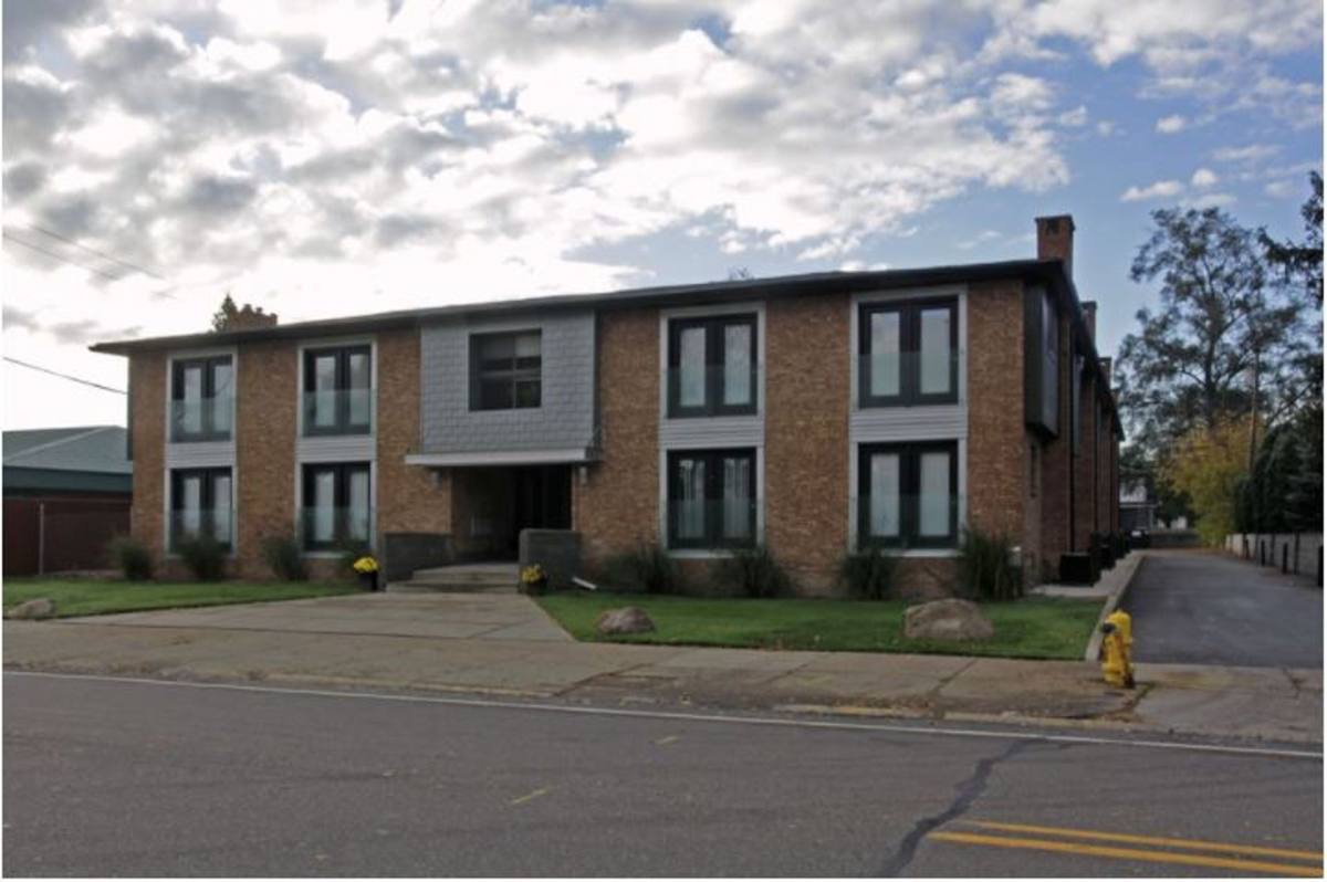Apartment for rent at 2575 Catalpa Dr, Berkley, MI 48072