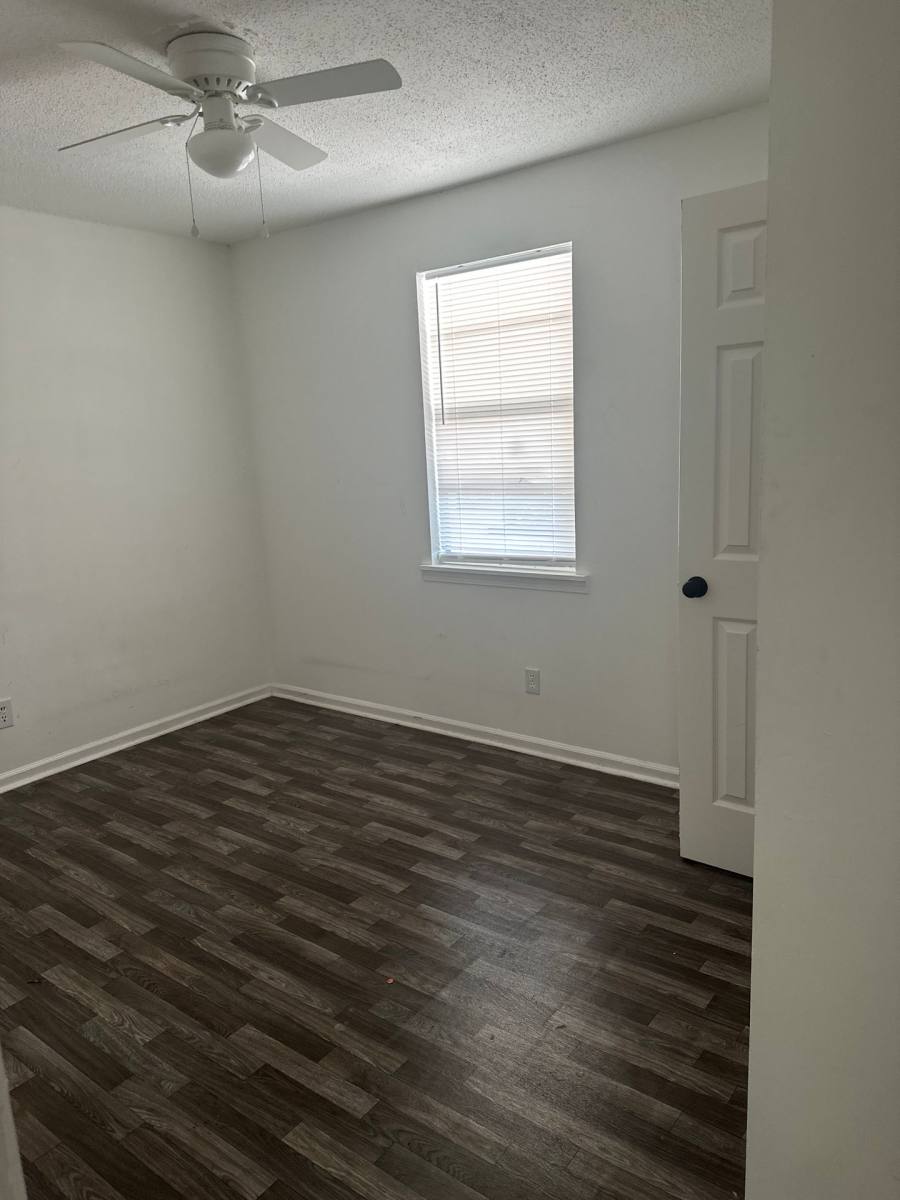 Apartment for rent at 1815 Sumner Ave, Charleston, SC 29406